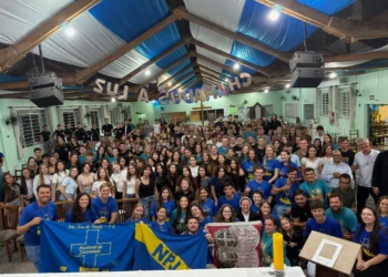 Cerca de 200 jovens participam do NPJ na Paróquia São João Batista