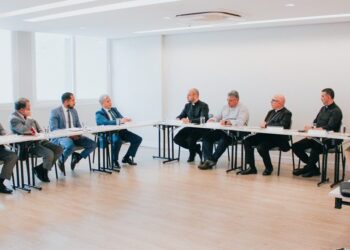 Secretário-geral da CNBB recebe ministro do Desenvolvimento Agrário e Agricultura Familiar