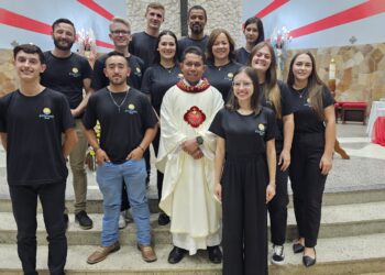 Paróquia Sagrado Coração de Jesus de Rio Azul realiza Missa de Envio da Pascom