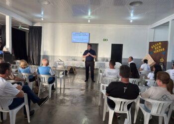 Formação da Pastoral Familiar reúne agentes do Setor Rio Azul em Mallet