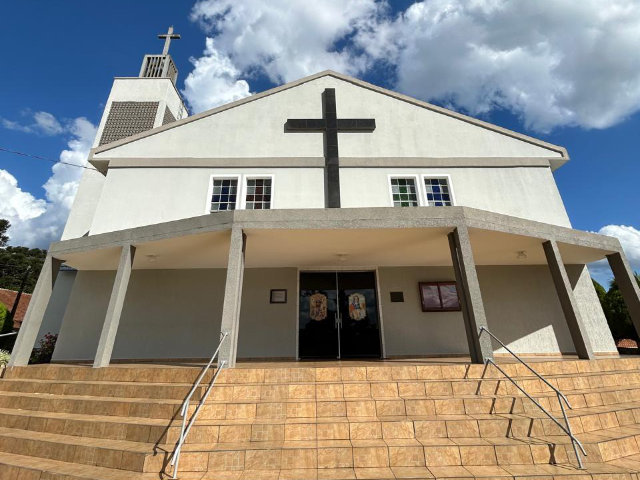 PAROQUIA-MODELO-640x480