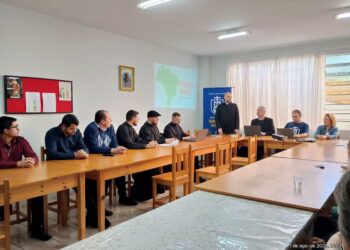 Catedral Sagrado Coração de Jesus acolhe visita do Seminário Diocesano na abertura do Mês Vocacional